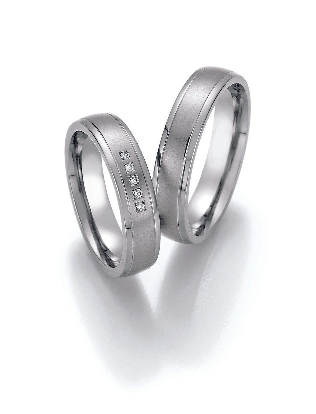 Eheringe Titan mit Diamant ink. Garantie und Gravur 77-20010