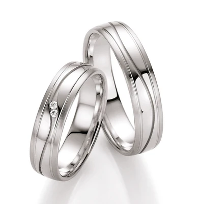 Ring mit Diamant / 333 Weißgold