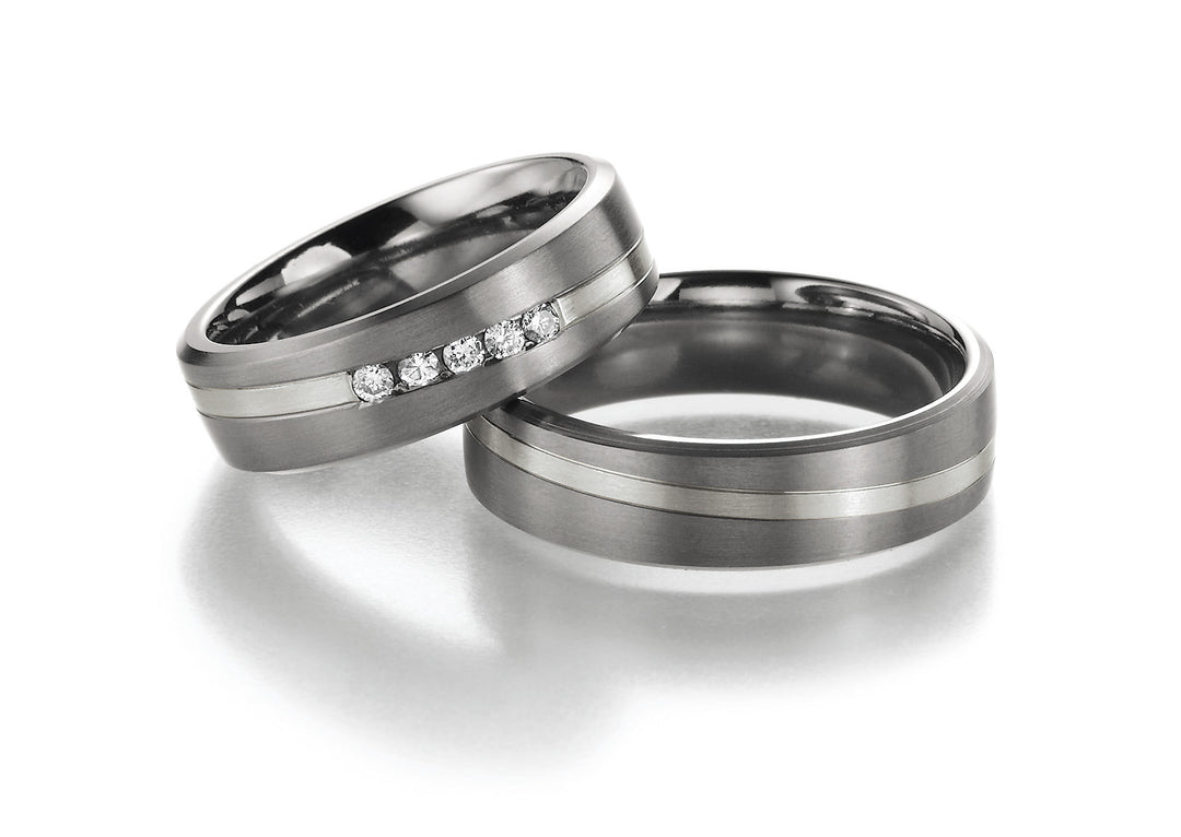 Hochzeitsringe Gold585 und Titan mit Diamant ink. Garantie und Gravur 78-80170