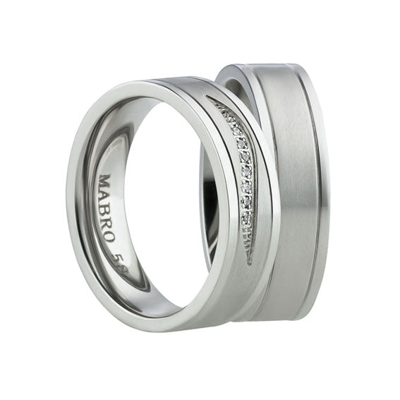 Angebot Ehe- Partnerringe aus Edelstahl mit Zirkonia ink.  Gravur | AB 2010