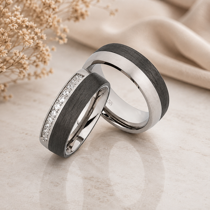 CarbonTitan SparkLine – Partnerringe & Eheringe aus Titan-Carbon mit 11 Zirkonia | AB 3946