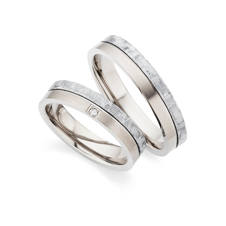 Eheringe / Partnerringe Titan & helles Carbon – Diamant - LightEdge Gravur | Modell AB 4102