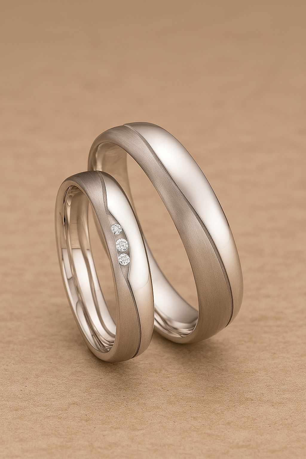 Eheringe aus 925 Silber mit Diamanten – Silberne Einheit | CR 55-30150