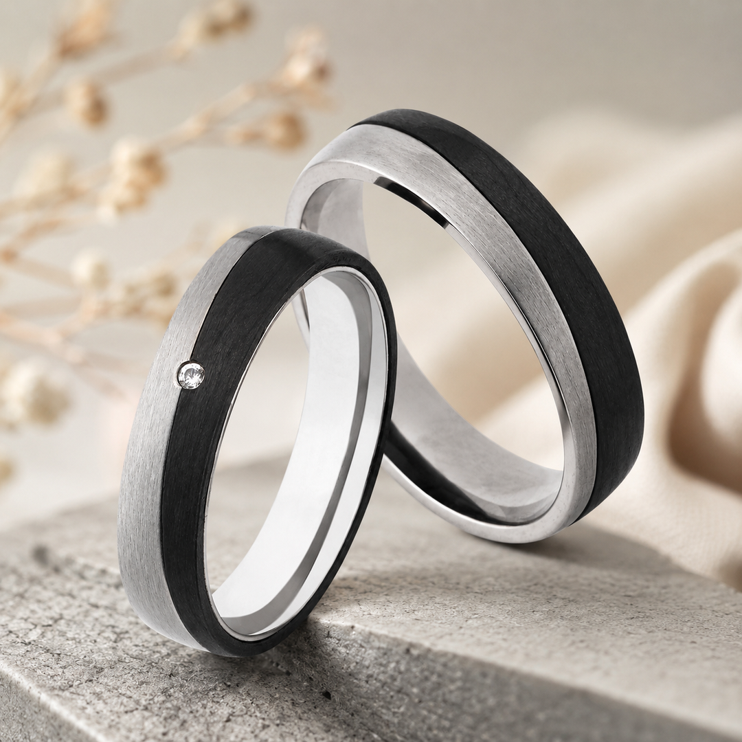 Titan-Carbon Eheringe „Carbon Noir“ mit Diamant – inkl. kostenloser Lasergravur | SD 9080
