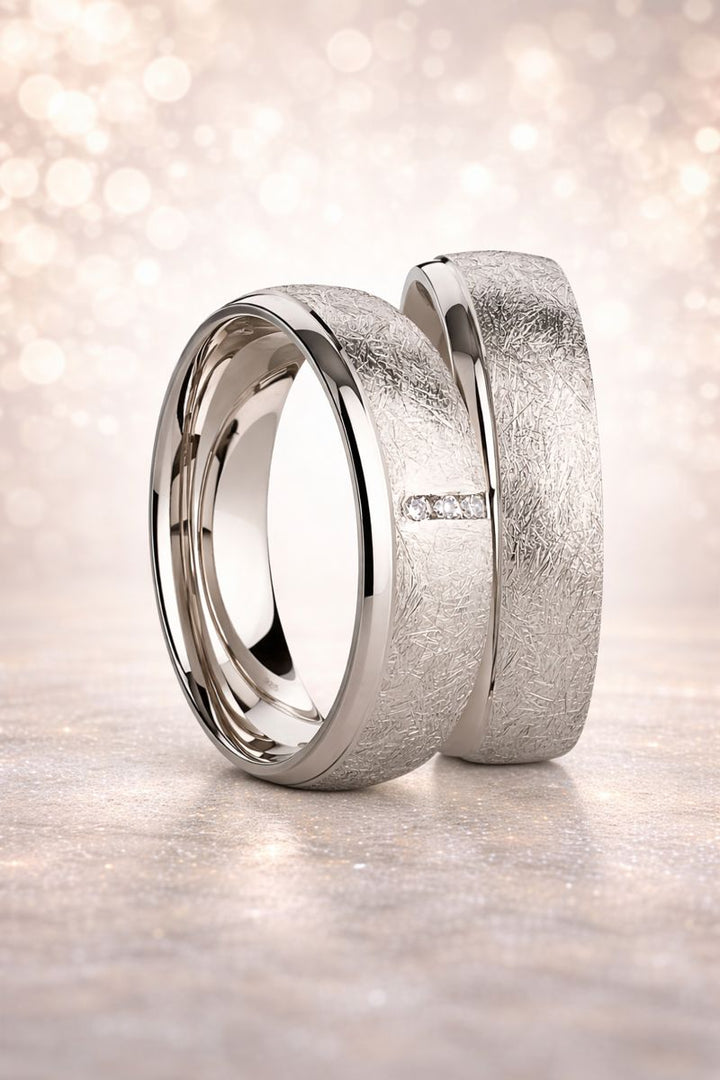 Eheringe & Partnerringe aus 925 Silber – Ringpaar „Calista“ mit Zirkonia im Kanal inkl. Gravur | SR1072